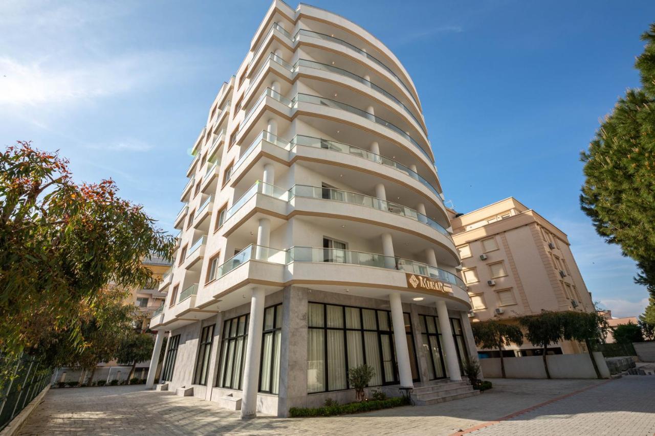 Merar Hotel Golem  Exterior photo